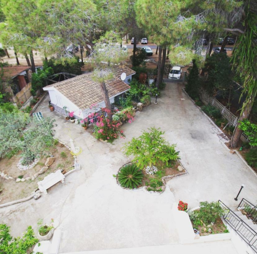 Villa B. Calaliberotto 칼라리베로토 외부 사진